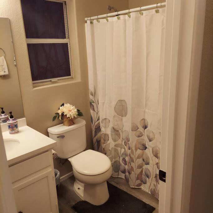 New Beautifully Remodeled Home In Las Vegas Luaran gambar
